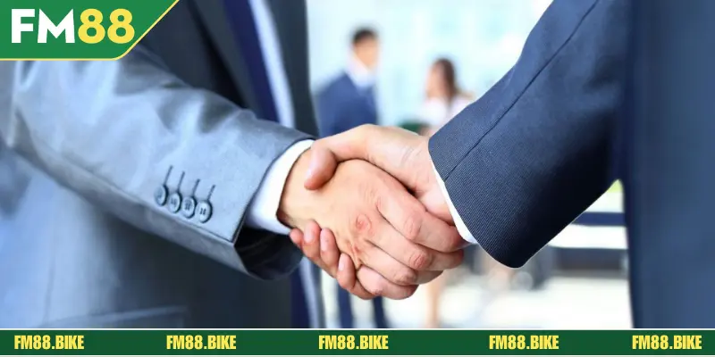 Hoa hồng cạnh tranh 